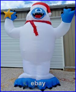 12ft Gemmy Christmas Inflatable Airblown-Bumble withSanta Hat