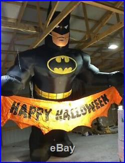 16ft Gemmy Airblown Inflatable Prototype Halloween Giant Batman #74138