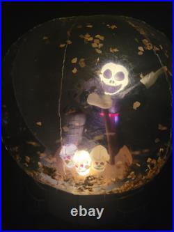2006 Gemmy Halloween 6ft Whirlwind Globe Airblown Inflatable Skulls Grim Reaper