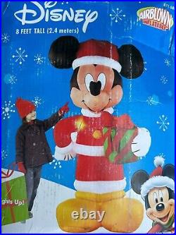 2007 Gemmy 8' Mickey Mouse Holding Present Lighted Christmas Inflatable Airblown