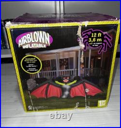 2015 Gemmy Airblown Inflatable 12 Feet Wide Vampire Bat Light Up Animated Head