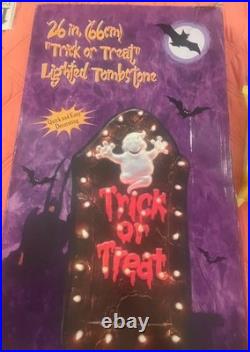 26 Trick or Treat Lighted Tombstone vintage vacuum form retired Halloween withbox