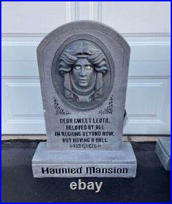 2.5' Ft Disney's Haunted Mansion Talking Madame Leota Tombstone Yard Decor