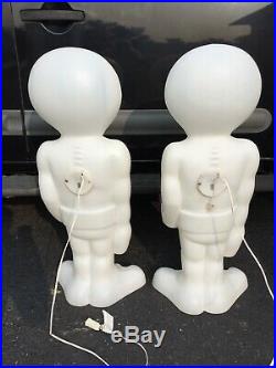 2 General Foam Rare White Alien Blow Mold Lighted Purple Laser 36 Halloween