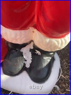 5 Ft Santa Claus Blow Mold Yard Decoration READ! Small flaw local pickup