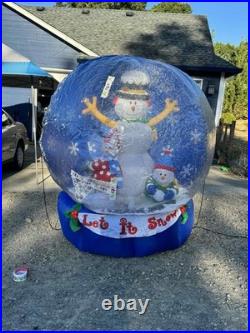 6 FT AIRBLOWN GEMMY INFLATABLE snow globe Snowman Christmas Let It Snow Read