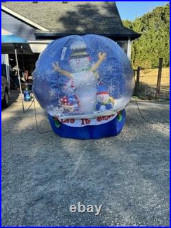 6 FT AIRBLOWN GEMMY INFLATABLE snow globe Snowman Christmas Let It Snow Read