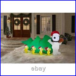 7 ft Wide LED Snoopy Pulling Tree, Woodstock Scene Christmas Airblown Inflatable