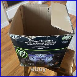 9 Ft Halloween Airblown Inflatable Haunted House Archway Lights Up Torn Box