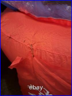 AIRBLOWN GEMMY Inflatable Snow Globe Here Comes SANTA Claus Reindeer Rotating