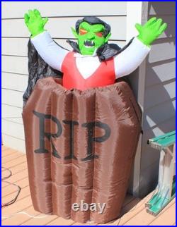 Airblown Inflatable Vampire/ Dracula Rising From Tombstone 2005