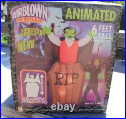 Airblown Inflatable Vampire/ Dracula Rising From Tombstone 2005