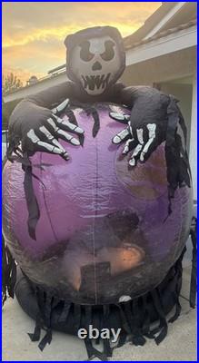 Airblown Inflatable Whirlwind Globe 6' Gemmy Halloween Decoration Snowglobe