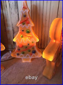 Blow Mold Gingerbread Figures And Tree Collection Lighted Union Products