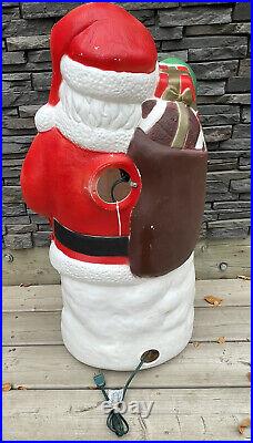 Blow Mold Santa With Elves TPI Lights Up 31 Christmas Decor RARE