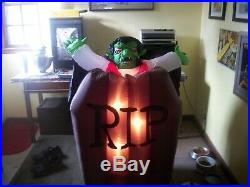 Dracula With Rip Coffin-halloween Inflatable -2005 By Gemmy. (retired)