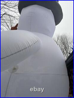 Frosty The Snowman Giant 18 Foot Inflatable, Excellent Pics Taken 12/2/23