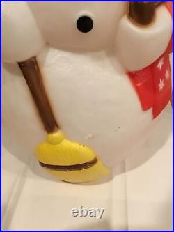 Frosty the Snowman withCarrot Nose Lighted Christmas Blow Mold Vintage 40