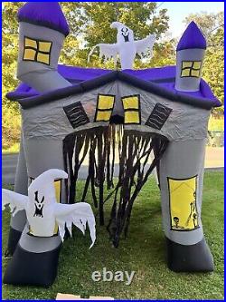 Gemma Air Blown Inflatable Haunted House. 9 Ft Tall Very Good Cond. Collectable