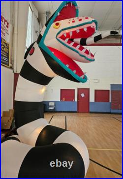 Gemmy 13ft Tall Beetlejuice Colossal Sandworm Halloween Inflatable