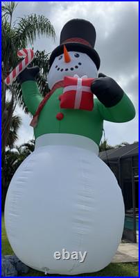 Gemmy 20' Colossal Lighted Christmas Snowman Inflatable Airblown Blow-up Yard