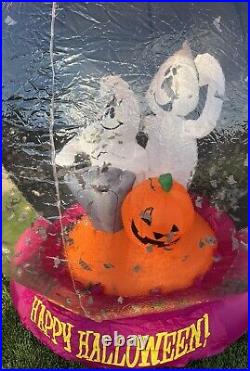 Gemmy 6' Halloween Airblown Inflatable Whirlwind Globe Ghosts Flying Bats