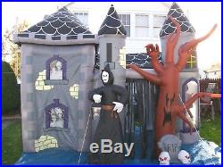 Gemmy Air blown Inflatable 12 FT Halloween Lighted HAUNTED HOUSE Castle Mansion