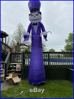 Gemmy Airblown Halloween Inflatable 16ft Short Circut Reaper