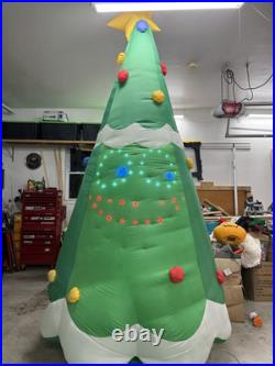 Gemmy Airblown Inflatable 11ft Lightsync Singing Christmas Tree