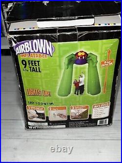 Gemmy Airblown Inflatable 9 Feet Tall Green Spider Light Up Arch Archway