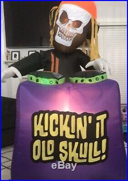 Gemmy Airblown Inflatable Animated withSoundbox Kickin It Old Skull Prototype 5Ft