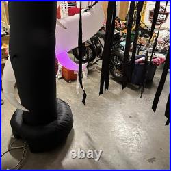 Gemmy Airblown Inflatable Halloween Ghost Archway. Changes colors 7 FT