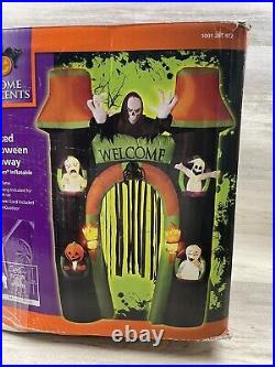 Gemmy Airblown Inflatable Lighted Halloween Welcome Archway 10 Ft Indoor Outdoor