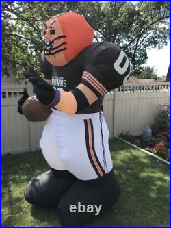 Gemmy Airblown Inflatable NFL Cleveland Browns Player 8ft Lighted Yard Decor