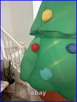 Gemmy Giant Holiday Airblown Inflatable Christmas Tree Lighted 10 Ft. Works