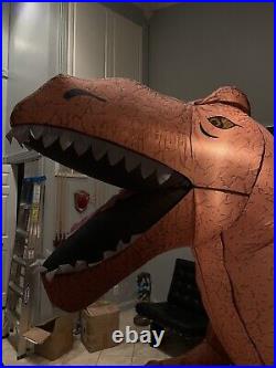 Gemmy Halloween Airblown Inflatable 8 Foot Prototype Raptor Dinosaur