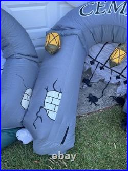Gemmy Halloween Inflatable 10' Lighted Cemetery Gateway Scene 2008 NEEDS REPAIR
