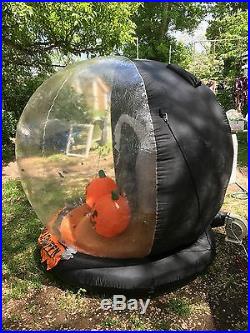 Gemmy Halloween Inflatable Airblown Whirlwind Snow Globe 6' Tall Ghosts Cemetery