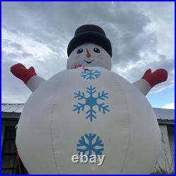 Gemmy Holiday Living 11.5ft Santa In Hot Air Ballon Snowman Lighted Read