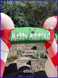 Gemmy Home Accents 9.5 ft wide Merry Christmas candy cane archway