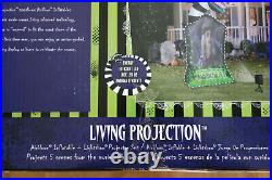 Gemmy Living Projection 9 Ft Beetlejuice Sandworm Tombstone Airblown Inflatable