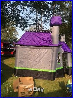 Giant Haunted House With Sound Activation, Excellant Condition