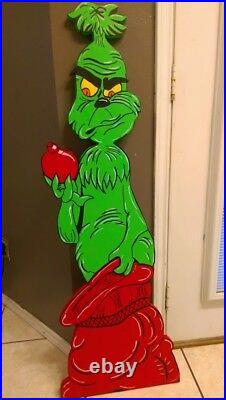 Grinch Stealing Christmas Yard Art Decoration Wood Cutout