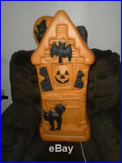 Halloween Haunted House Pumpkin Jack-o-Lantern Cat Bat lighted Blow Mold 33'