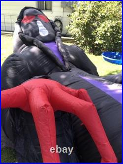 Halloween Inflatable 16ft Reaper Read Description