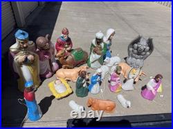 Huge Vintage Blow mold Nativity Lot (LOCAL PICKUP ONLY)