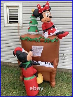 Mickey Mouse Playing Piano Christmas Inflatable
