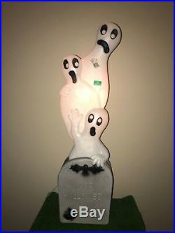 NEW Vintage 40 Union Halloween Lighted Tombstone with Ghosts Blow Mold Decor