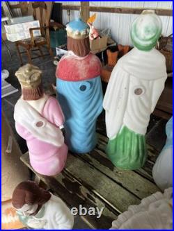 Nativity Set Blow Mold 11 Pcs Empire 3 Sheep 3 Kings Cow Shepard No Lights/cord