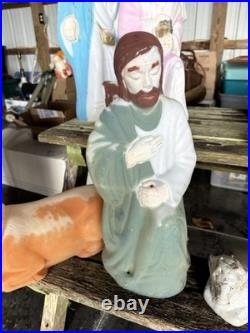 Nativity Set Blow Mold 11 Pcs Empire 3 Sheep 3 Kings Cow Shepard No Lights/cord